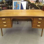 696 1662 WRITING DESK